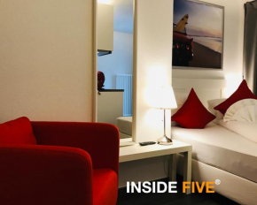 Отель INSIDE FIVE City Apartments  Цю́рих